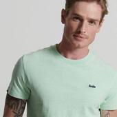 #teeshirt #couleur #color #superdry #shop #shopping #green #style #fougères #fougerestourisme